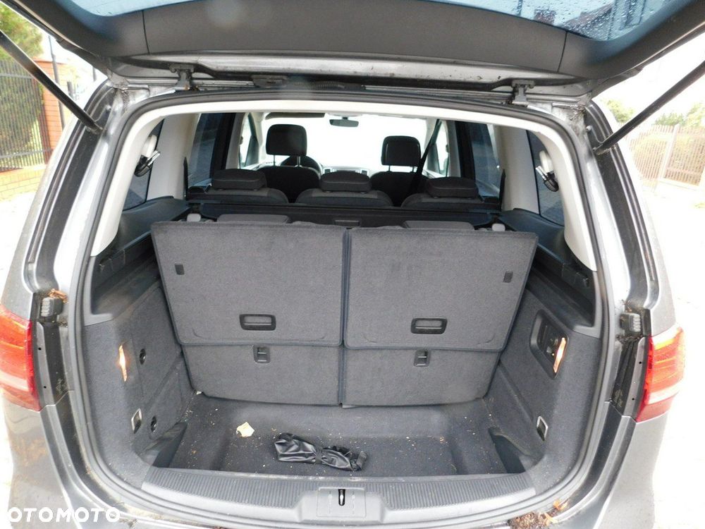 Volkswagen Sharan - 9