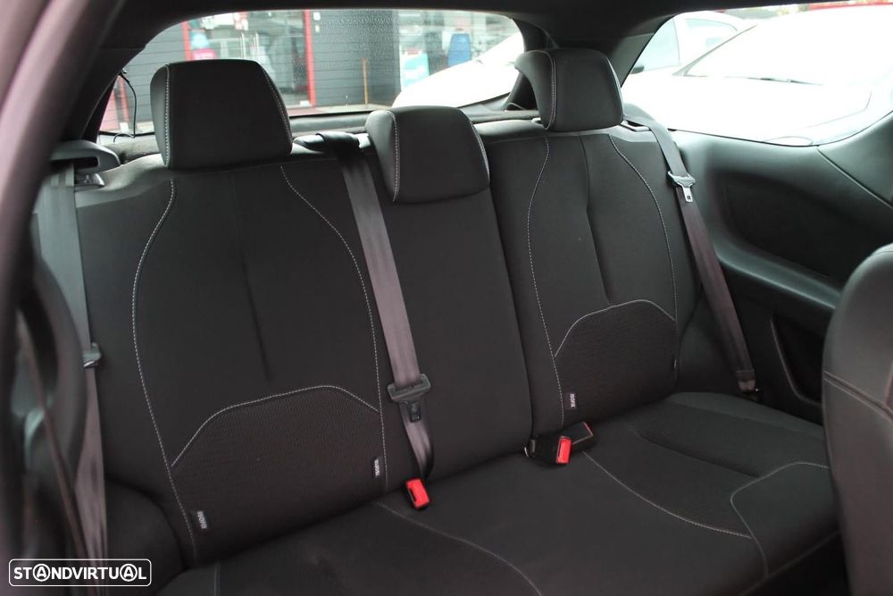 Citroën DS3 1.6 HDi Airdream So Chic - 11