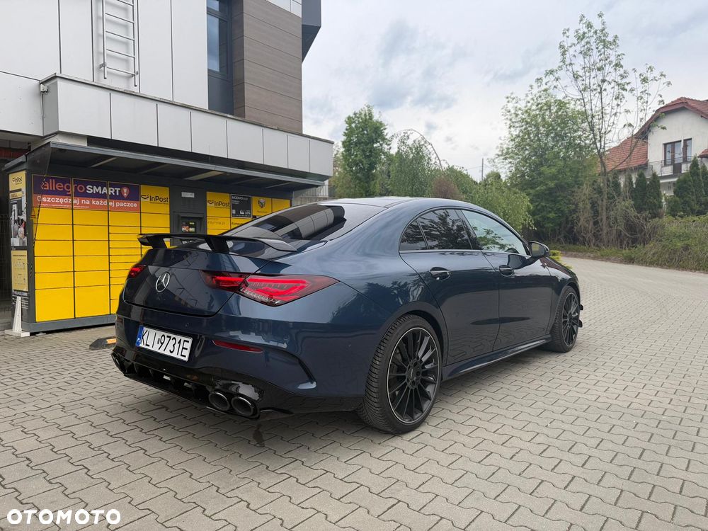 Mercedes-Benz CLA 250 4Matic 7G-DCT AMG Line - 10