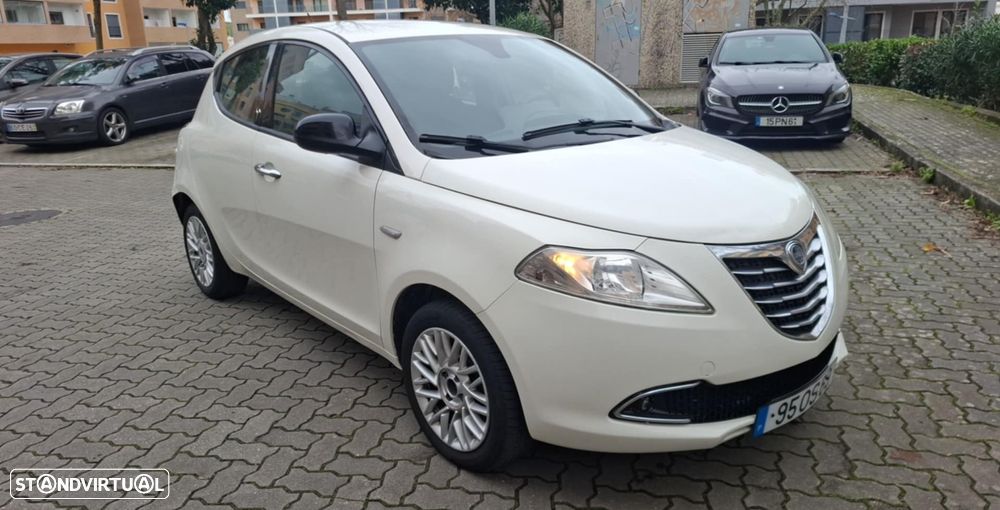 Lancia Ypsilon 1.3 M-jet S&S Urban - 3