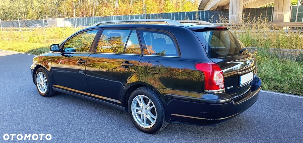 Toyota Avensis 2.0 D-4D Luna - 8