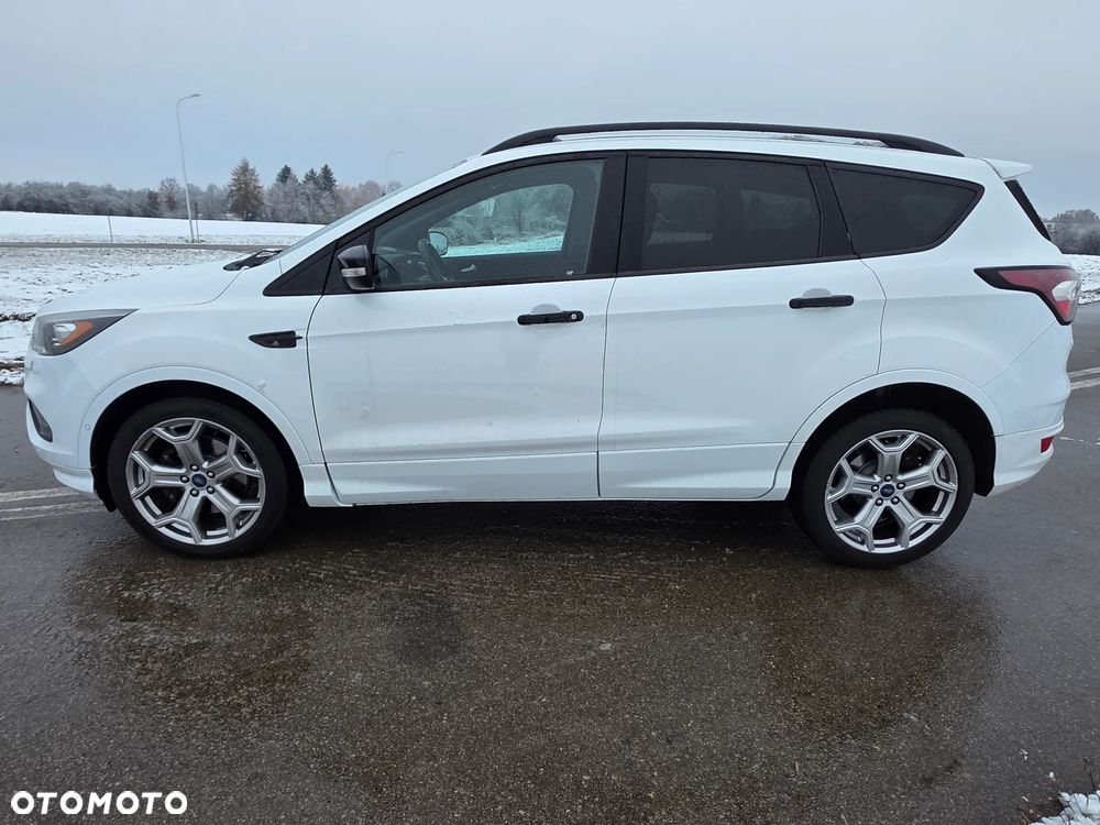 Ford Kuga 2.0 TDCi 4x4 ST-Line - 5