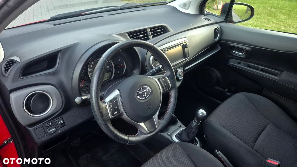 Toyota Yaris 1.33 VVT-i Club - 9
