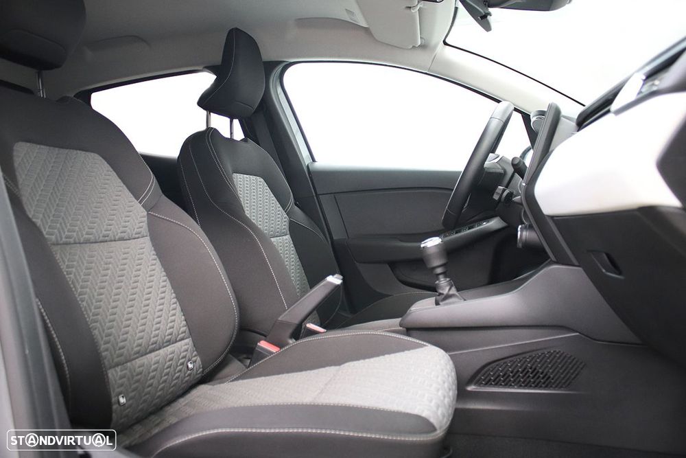 Renault Clio 1.0 TCe Evolution - 21