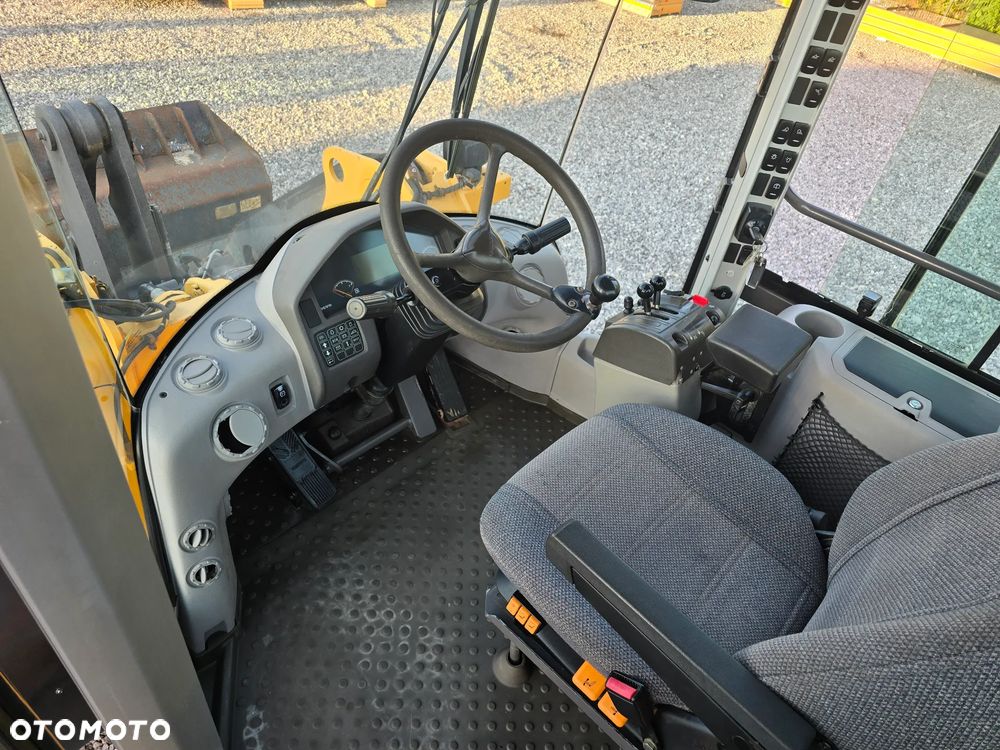 Volvo L60F/ładowarka/4X4/Klimatyzacja/ - 8