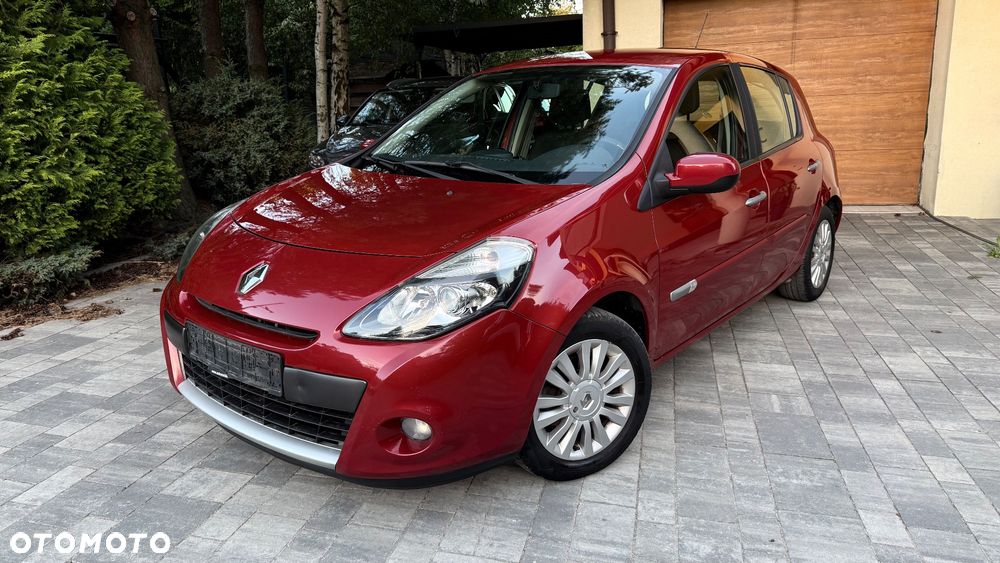 Renault Clio - 2