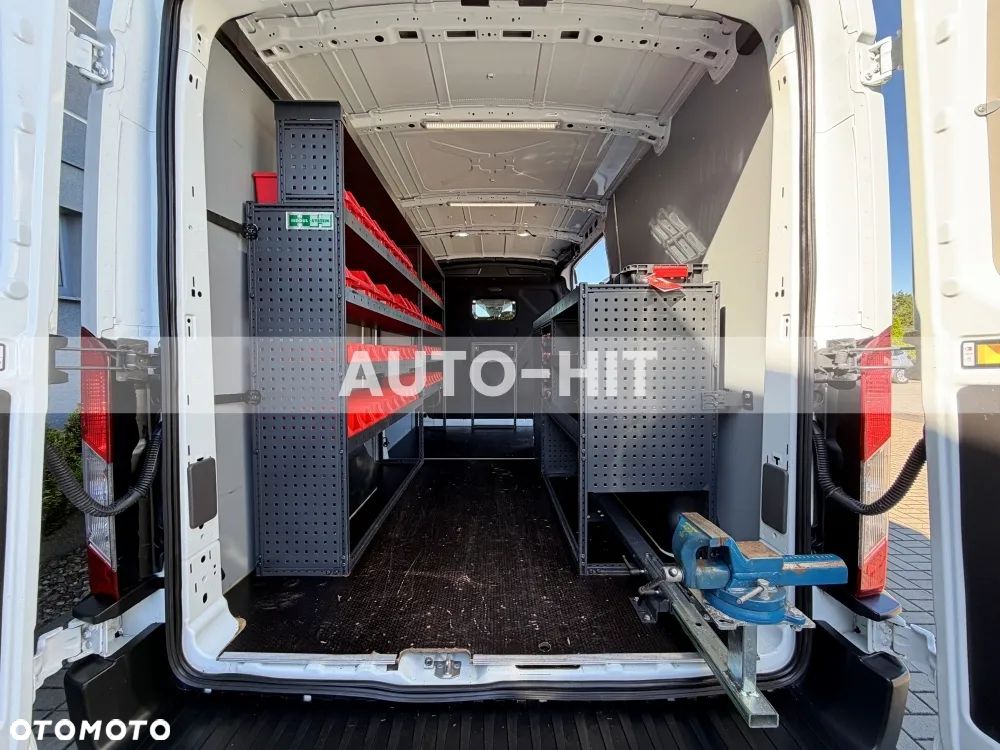 Ford Transit - 15