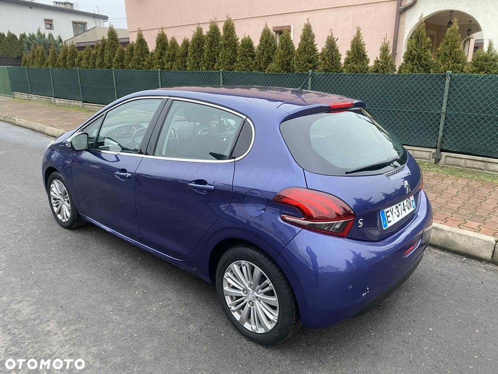 Peugeot 208 PureTech 82 Allure - 36