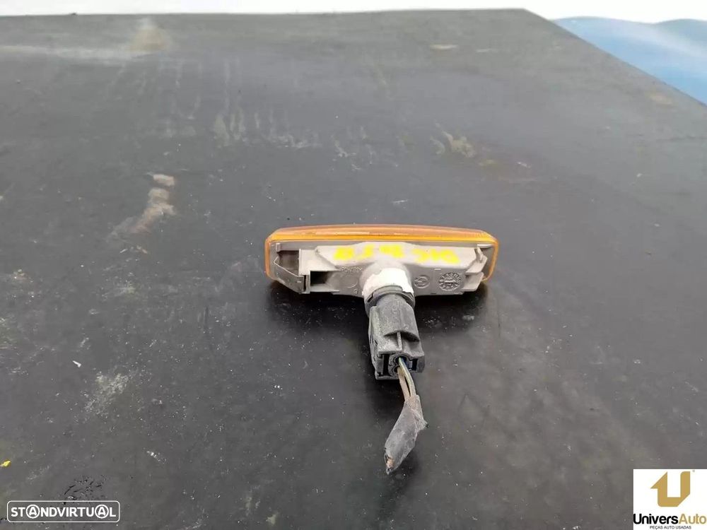 FAROLIM LATERAL ESQUERDO BMW 5 2000 -20 4D 1 - 3
