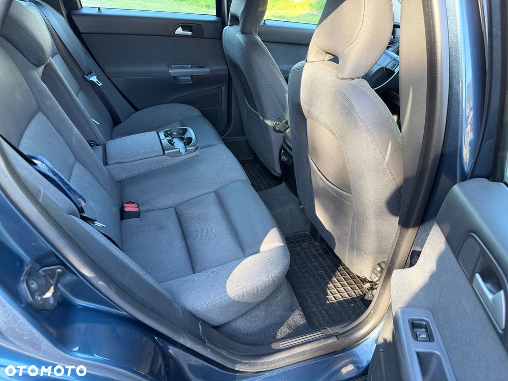 Volvo V50 1.6D Kinetic - 26
