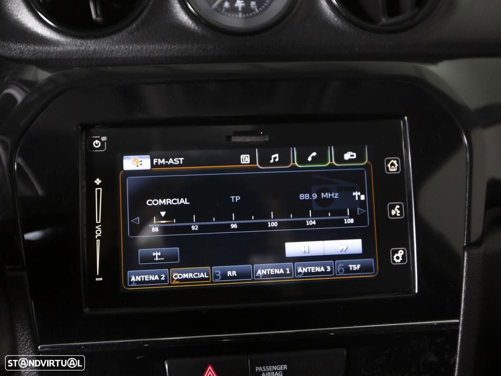 Suzuki Vitara 1.6 DDiS GLE 4WD - 17