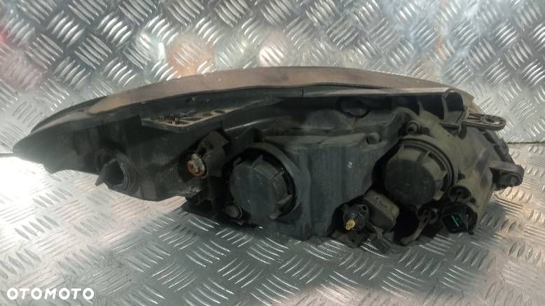 LAMPA LEWA PRZEDNIA KIA CEED - 2