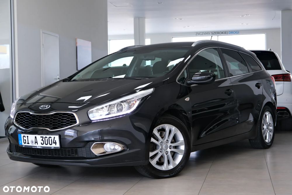 Kia Ceed 1.6 GDI Dream-Team Edition - 2