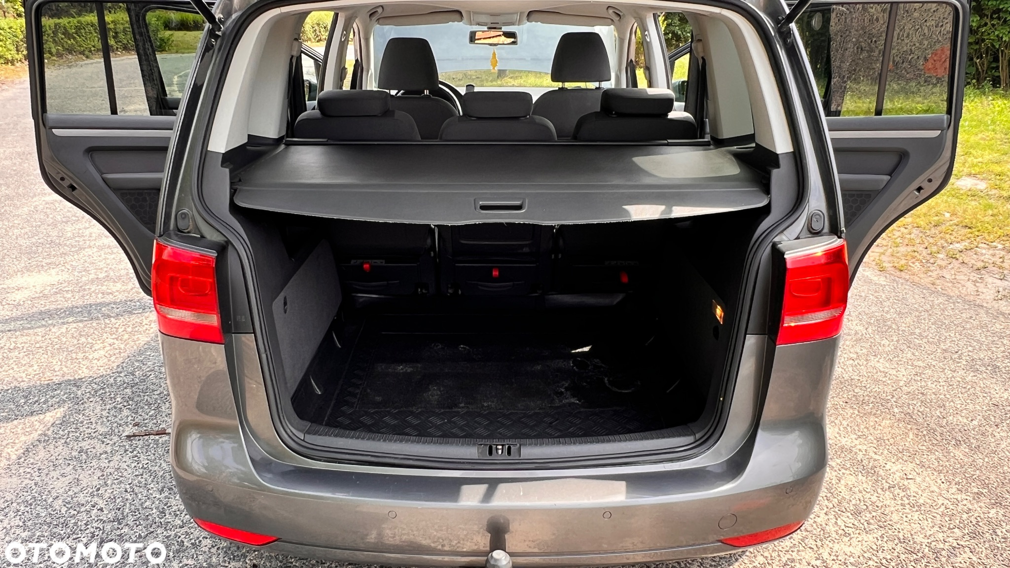 Volkswagen Touran 1.6 TDI DPF Comfortline DSG - 11