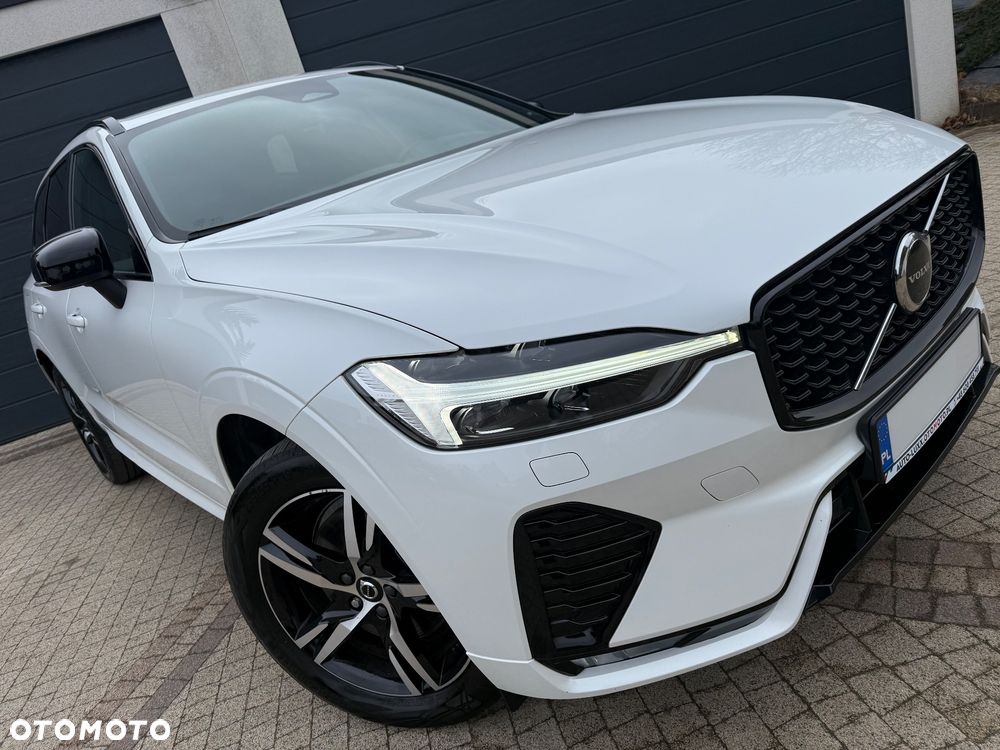Volvo XC 60 B4 D AWD Plus Dark - 3