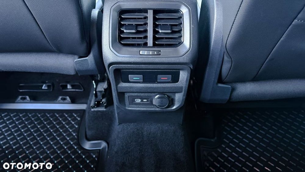 Volkswagen Tiguan 1.4 eHybrid OPF DSG R-Line - 27