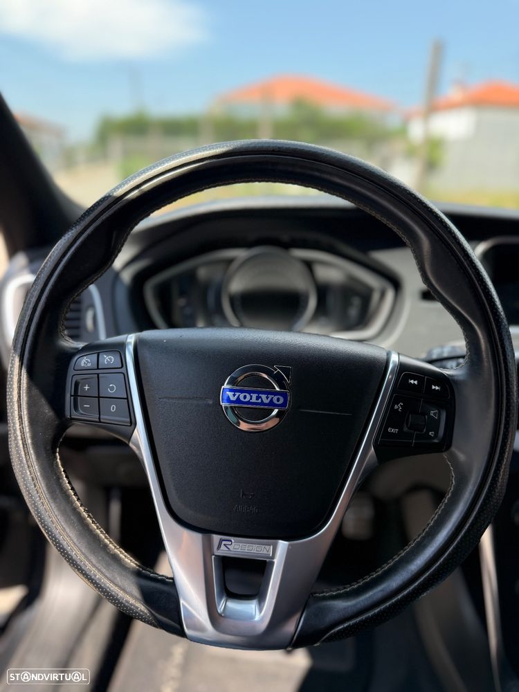 Volvo V40 D4 RDesign - 23