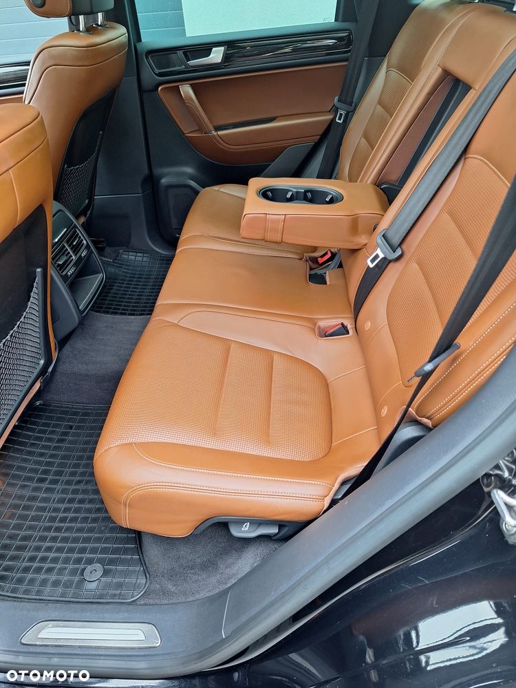 Volkswagen Touareg 3.0 V6 TDI BMT X-Edition - 22