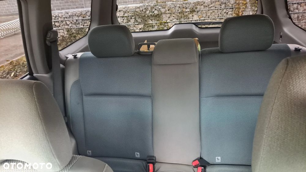 Subaru Forester 2.0 X - 23