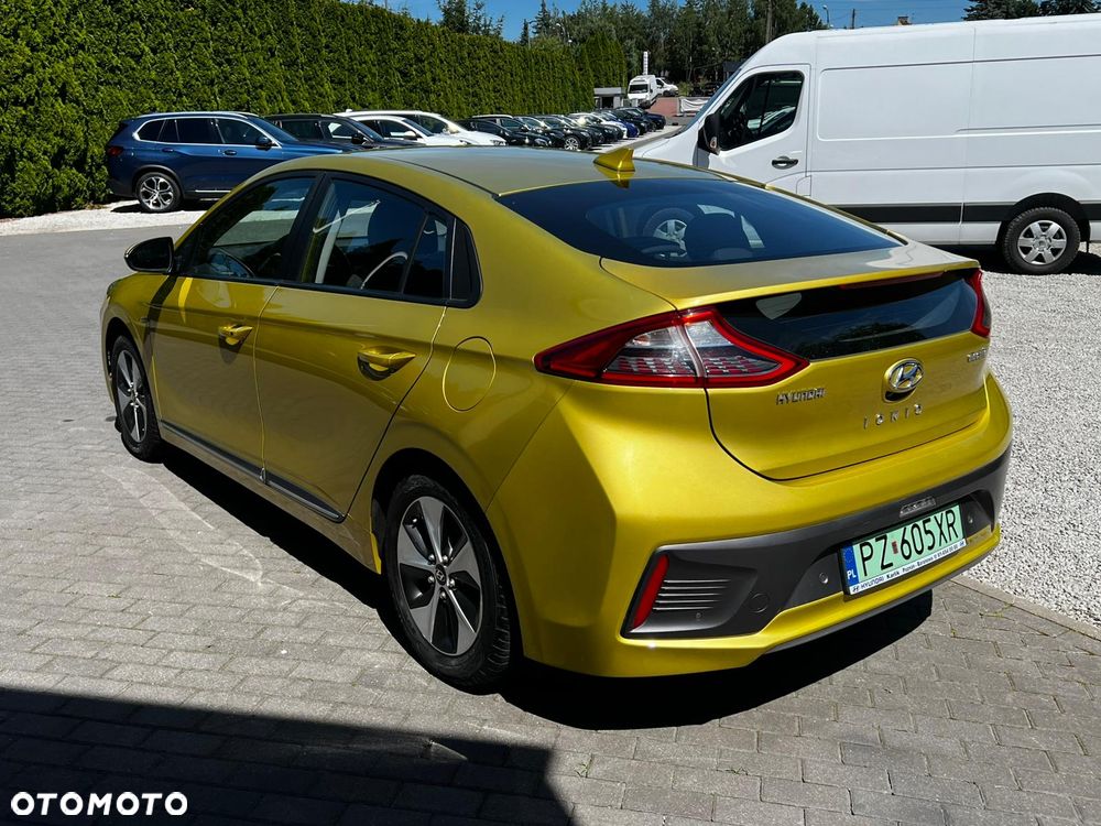 Hyundai IONIQ Style - 6