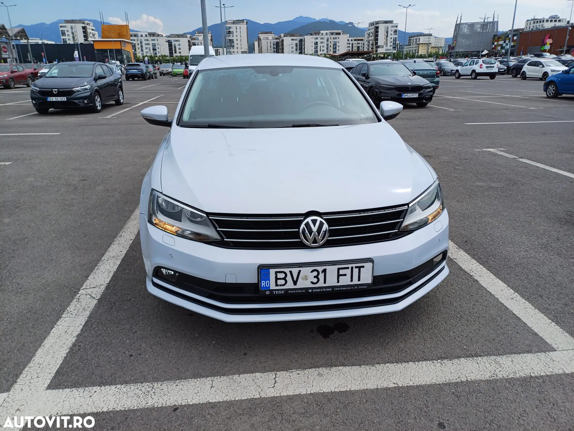 Volkswagen Jetta 2.0 TDI Comfortline - 2