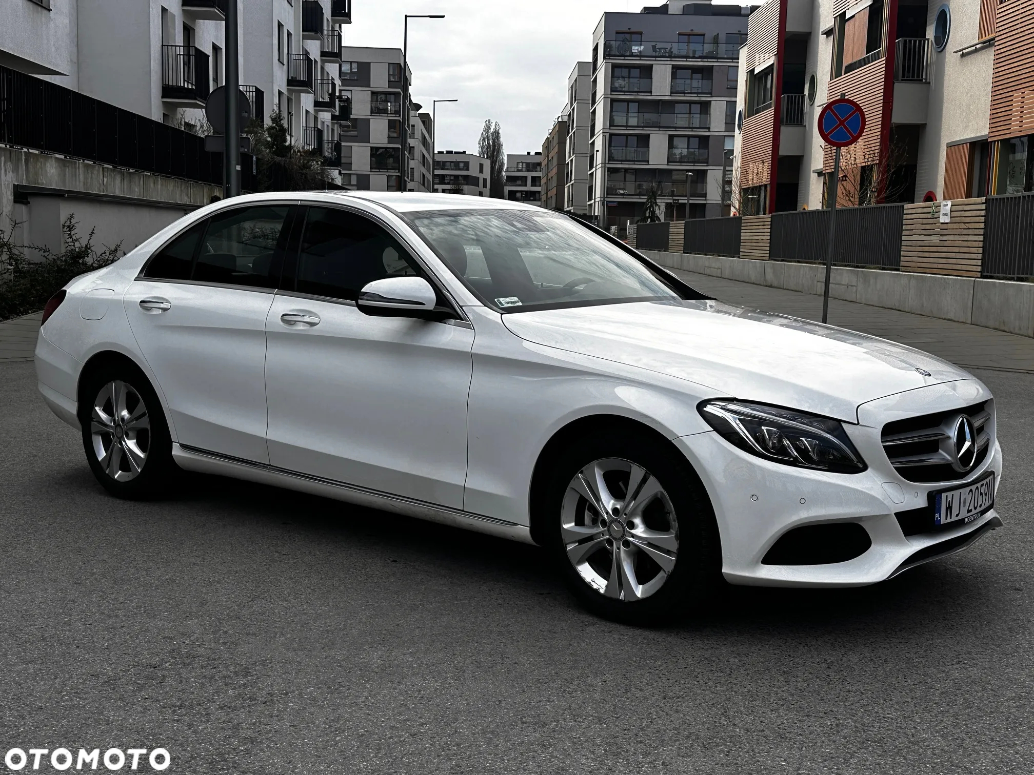 Mercedes-Benz Klasa C 200 4-Matic 7G-TRONIC - 2