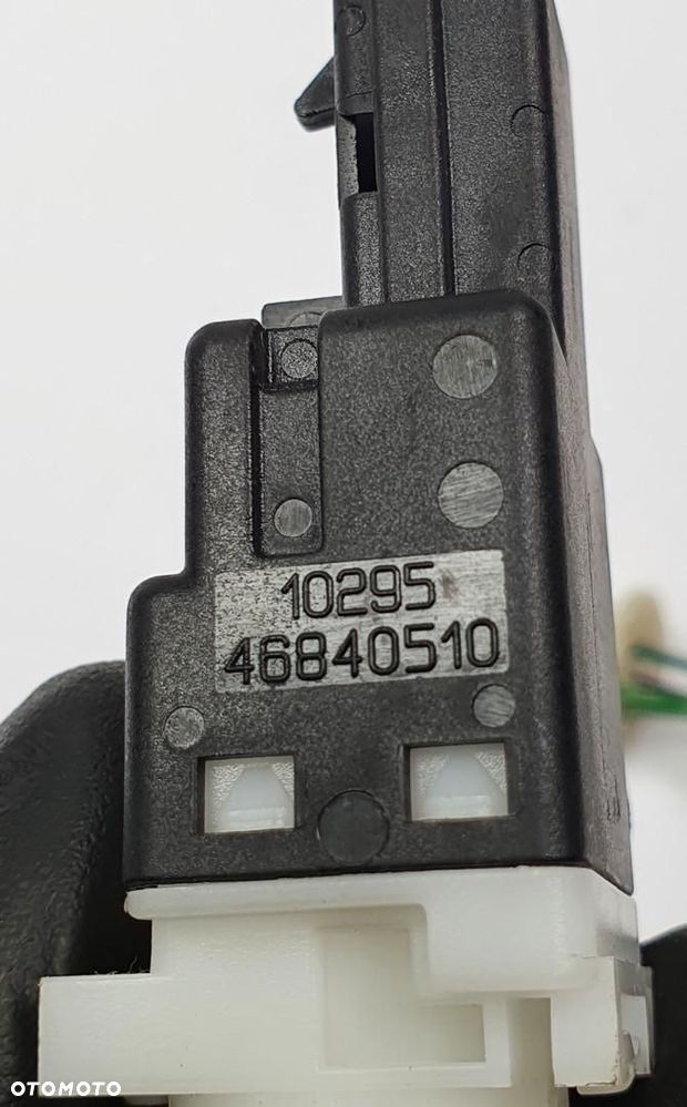 CZUJNIK HAMULCA ŚWIATEŁ STOP STOPU FIAT 500 46840510 - 3