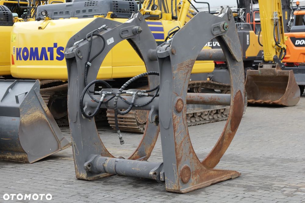 Chwytak do drewna do ładowarki Volvo L110 L120 2.4m3 80832 - 5