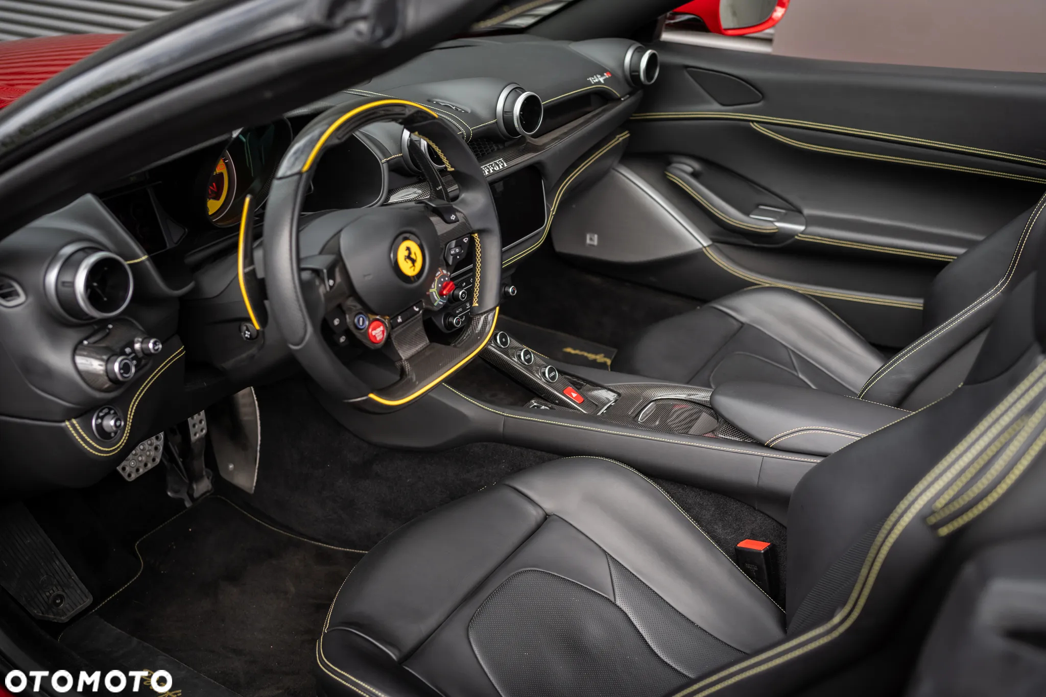Ferrari Portofino M - 15