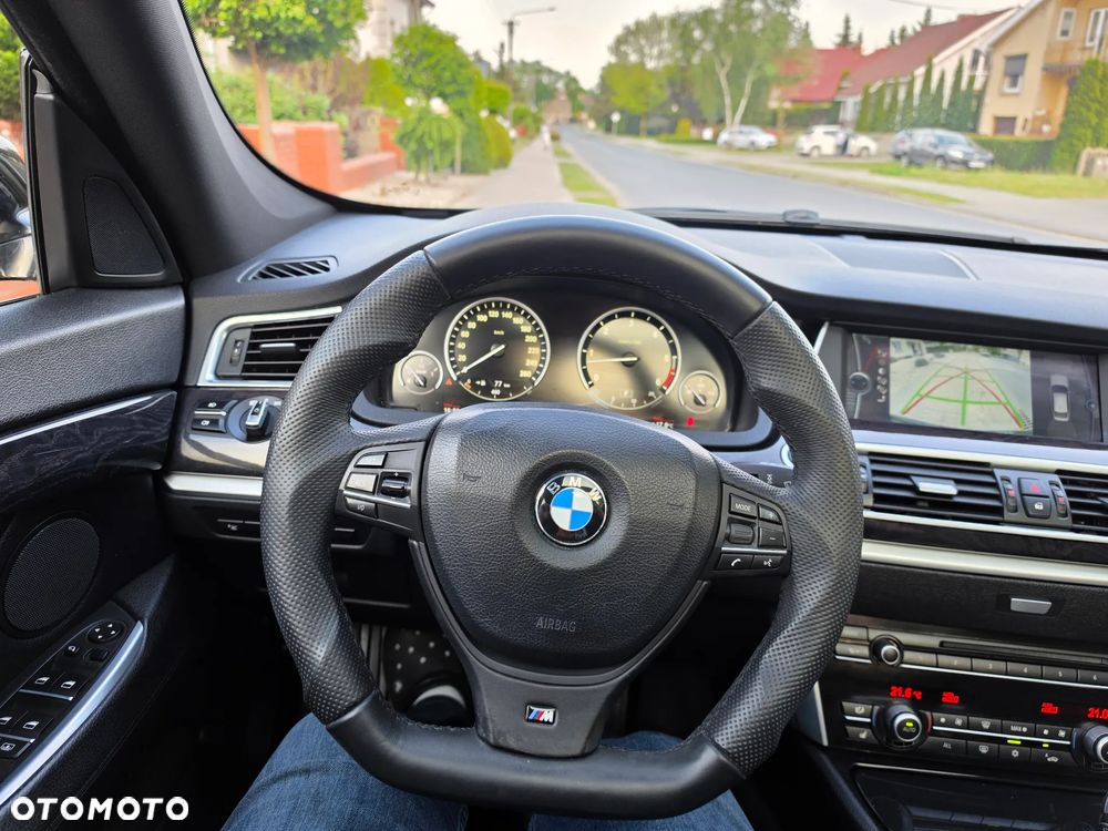 BMW 5GT - 14