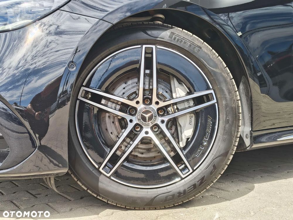 Mercedes-Benz Klasa E 220 d mHEV 4-Matic AMG 9G-Tronic - 21