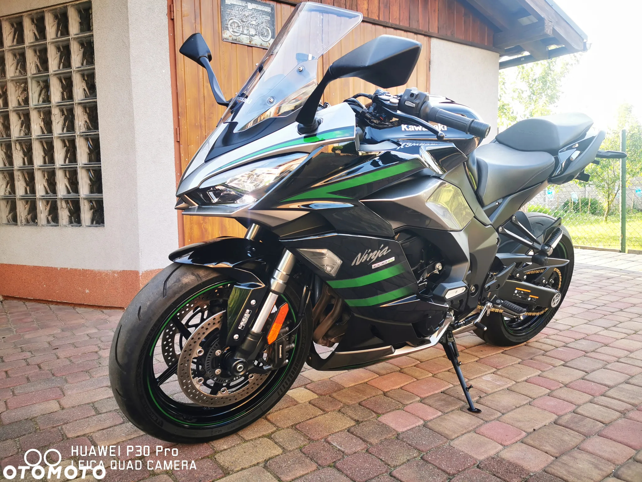 Kawasaki Ninja 1000 SX - 2