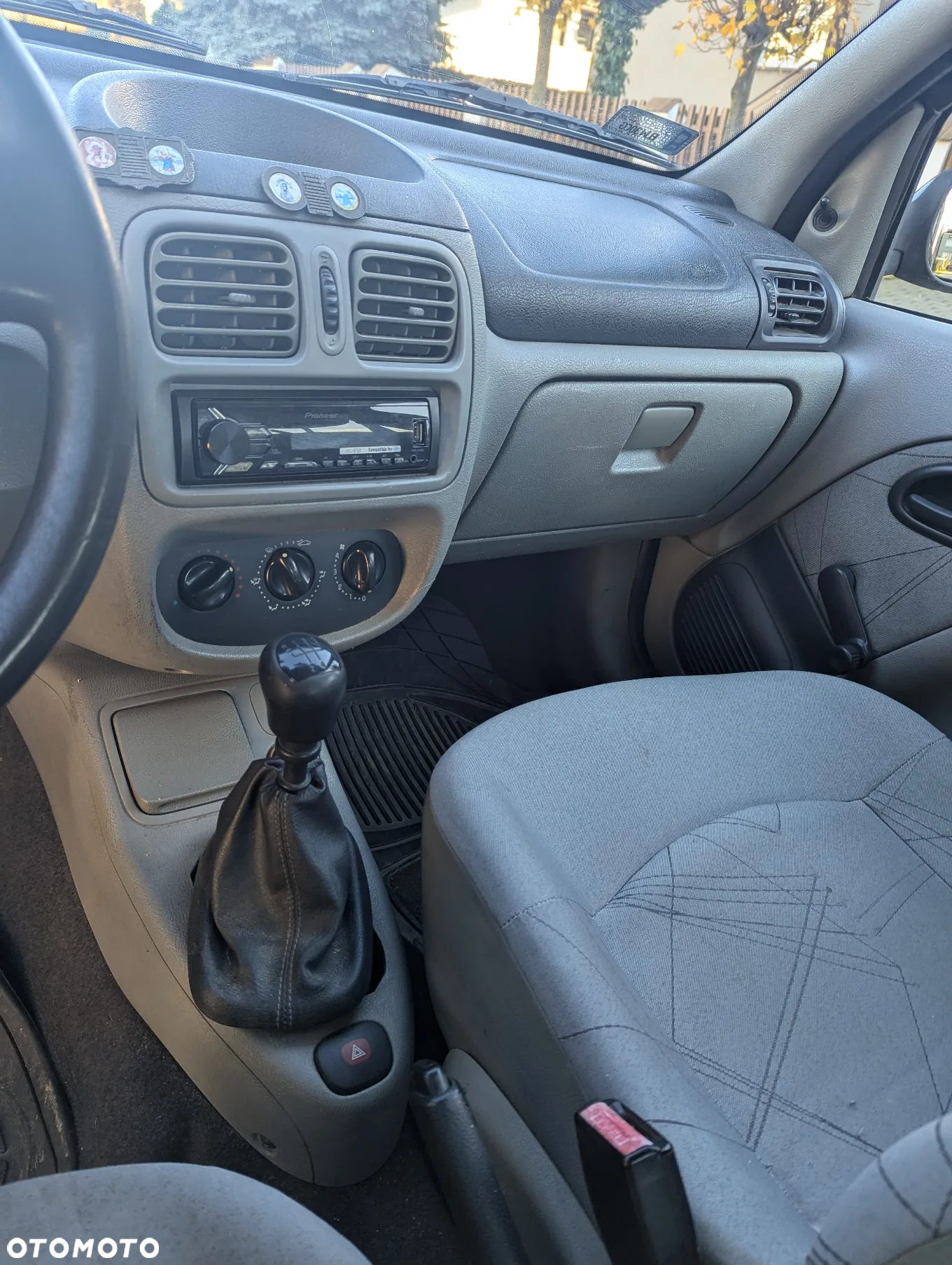 Renault Thalia 1.4 Authentique - 3