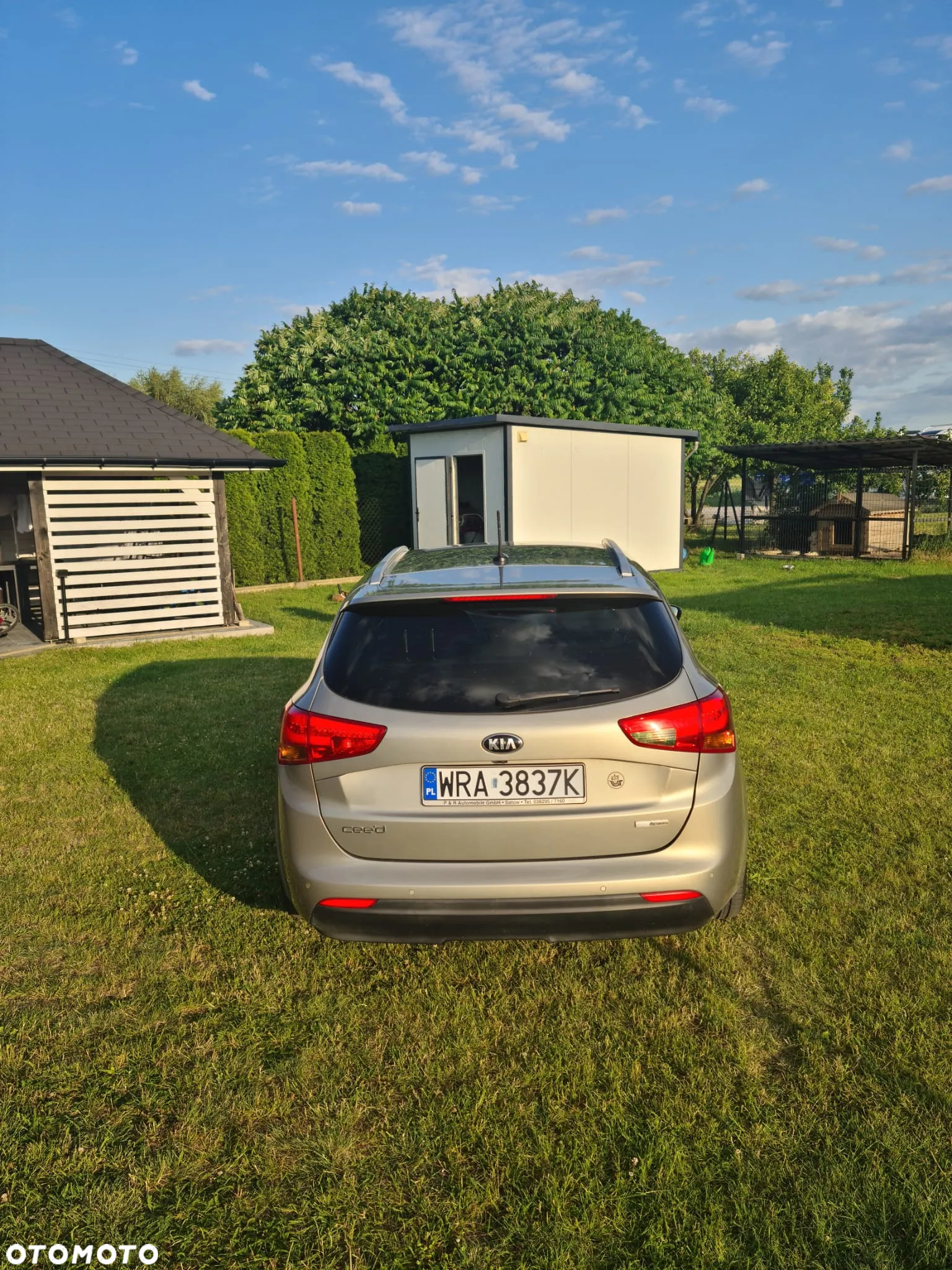 Kia Ceed - 10