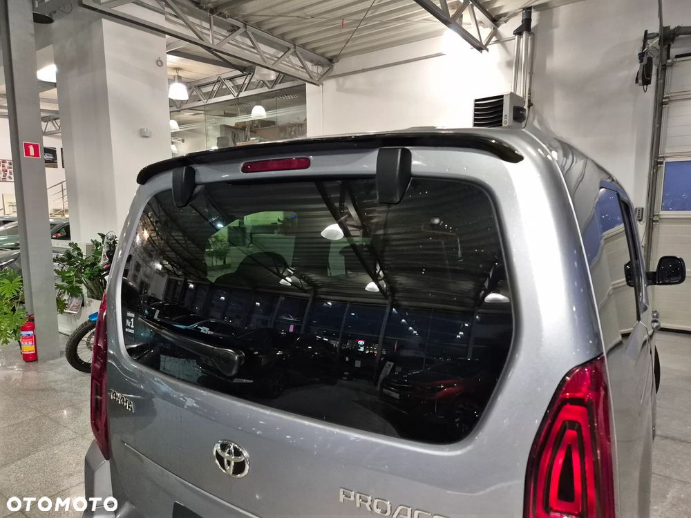 Toyota Proace City Verso Long 1.5 D-4D Business - 16