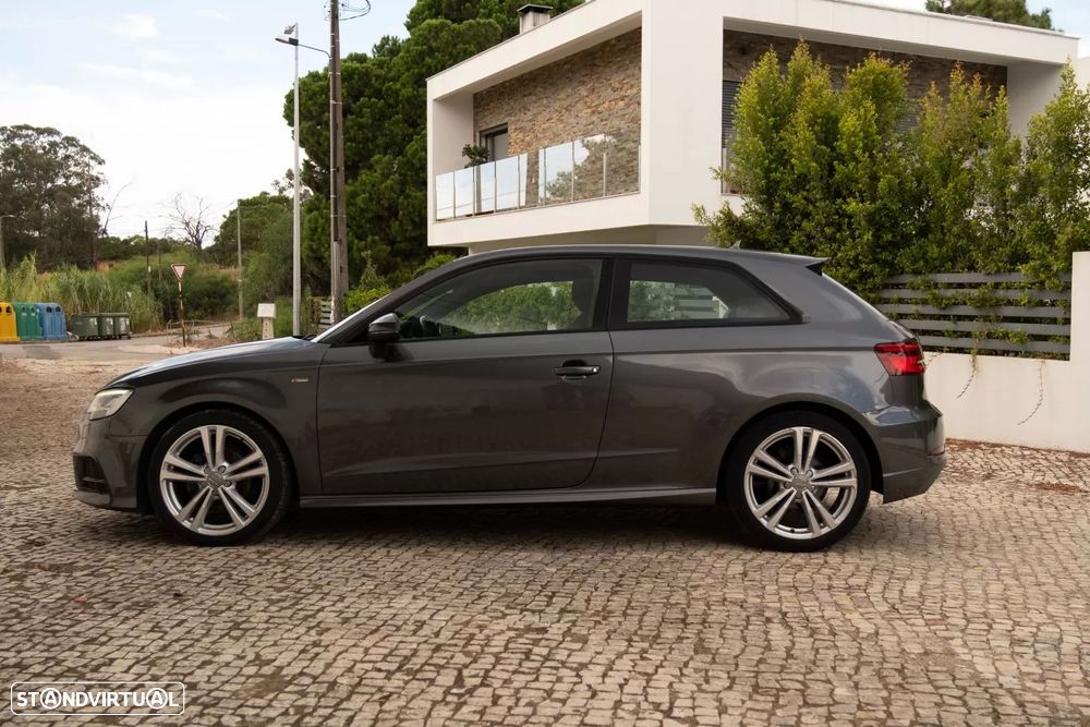 Audi A3 1.6 TDI S-line - 4