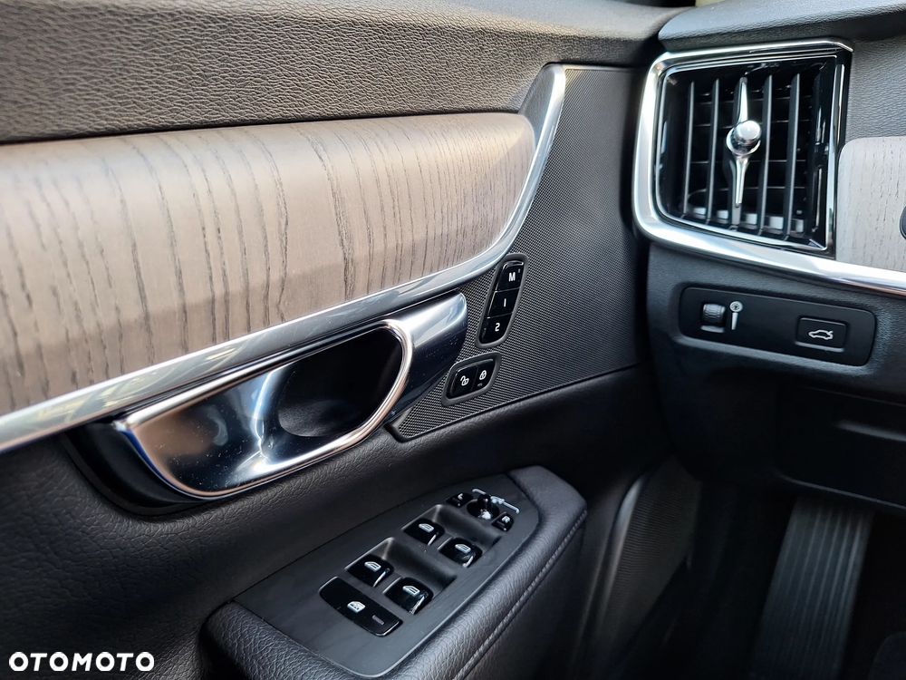 Volvo V90 Cross Country B5 D AWD Pro - 30