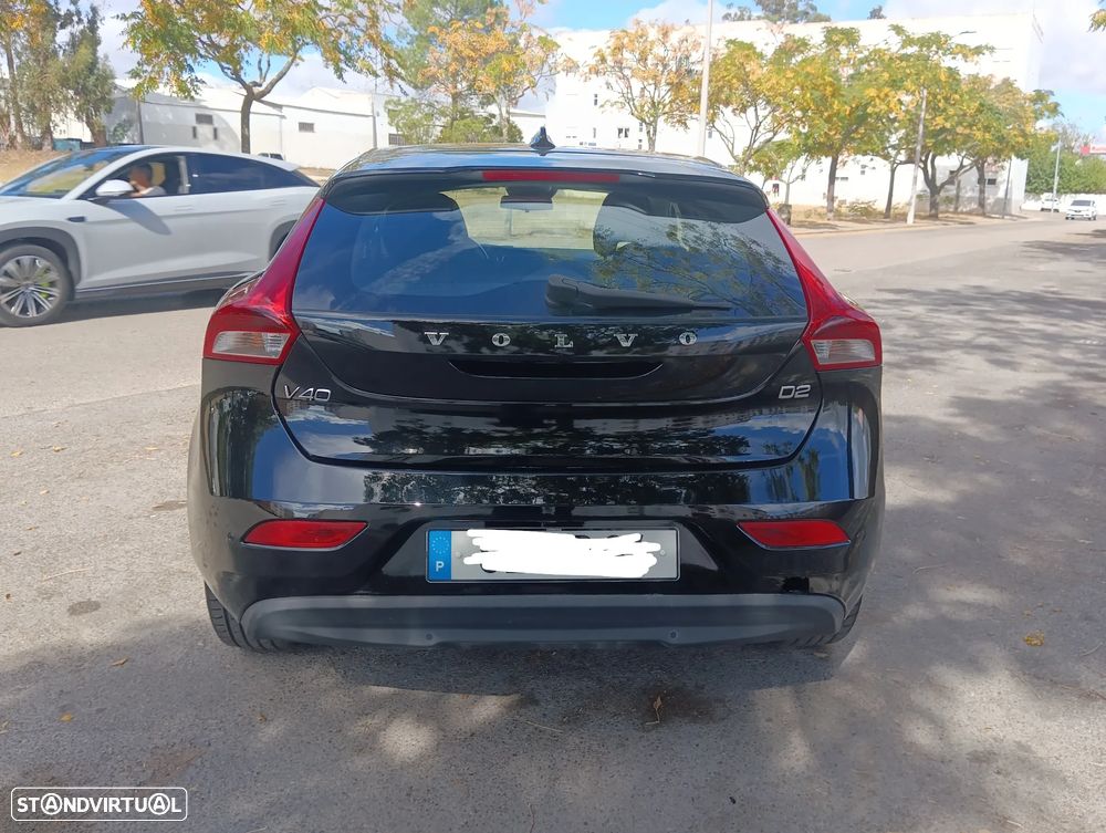 Volvo V40 2.0 D2 Momentum Eco - 20