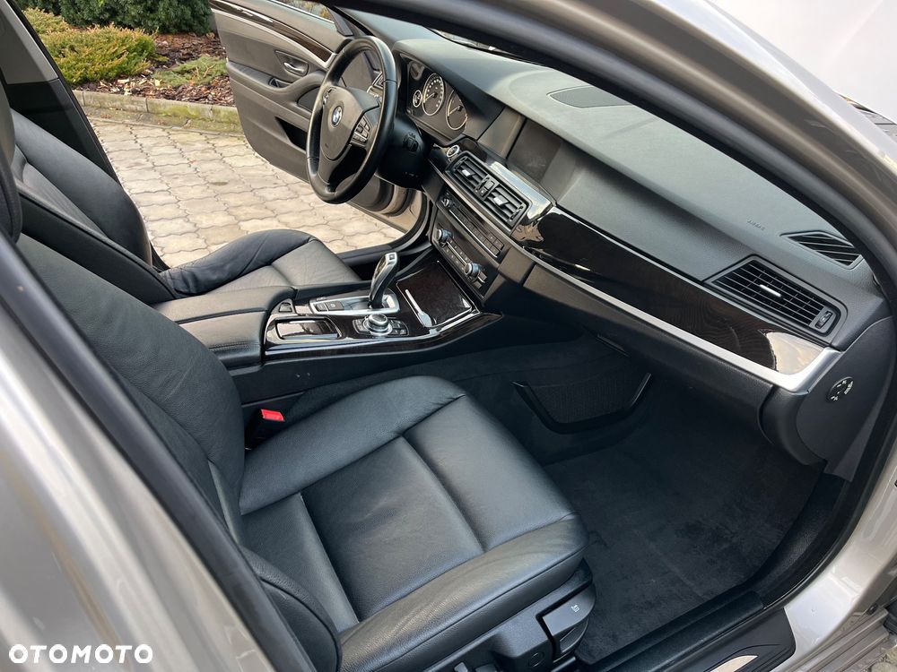 BMW Seria 5 - 24