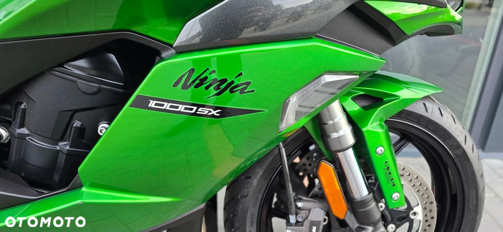 Kawasaki Ninja 1000 SX - 22