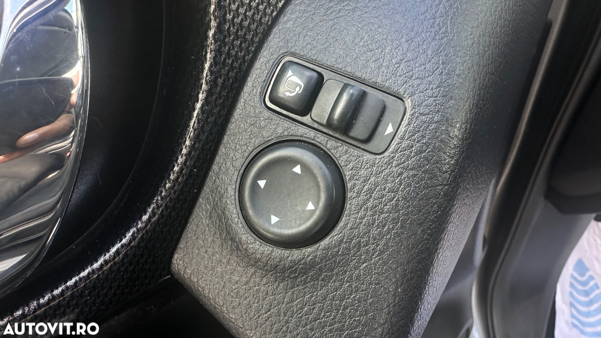 Nissan X-Trail 1.6 dCi N-Connecta - 36