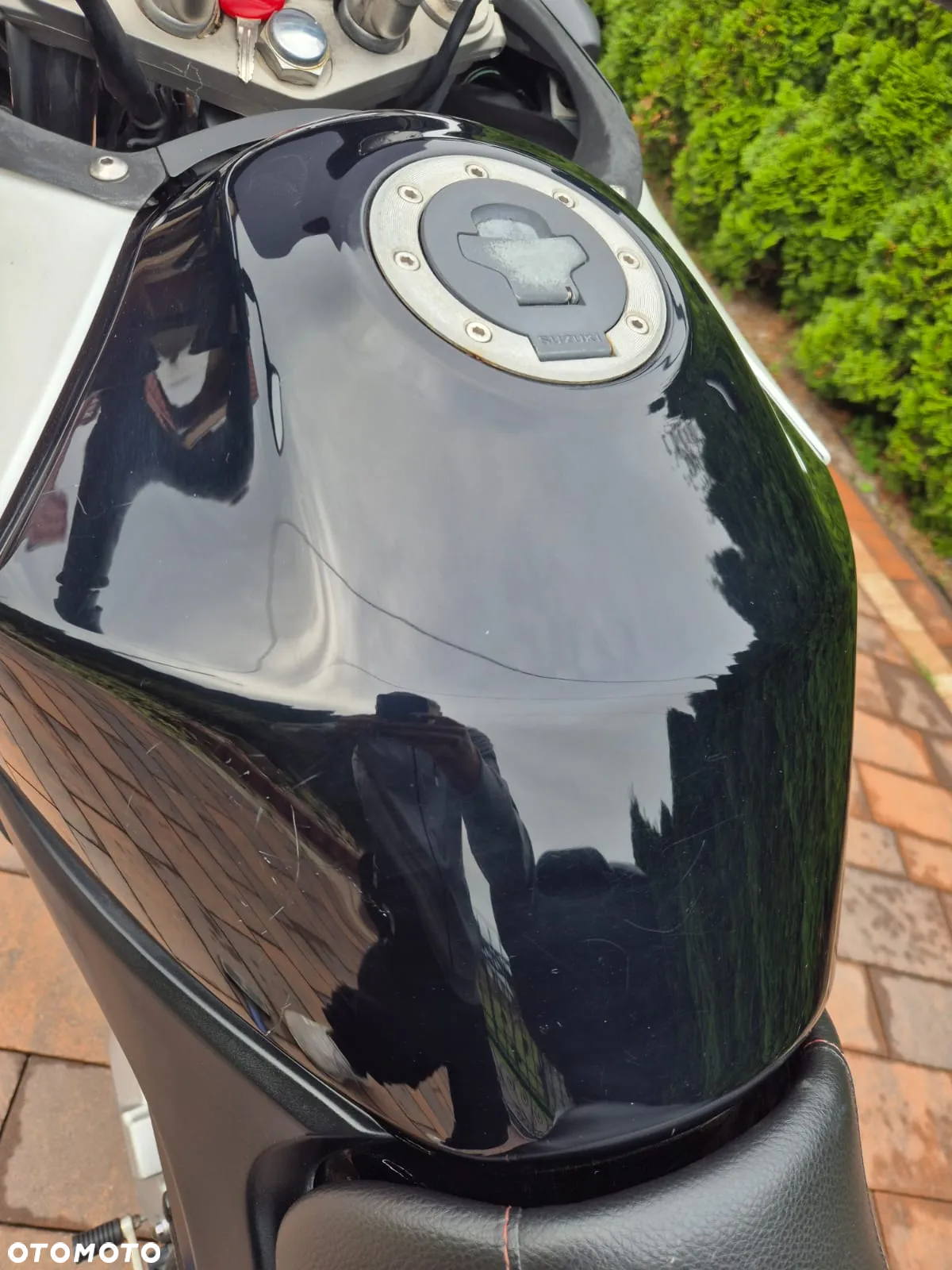 Suzuki V-STROM - 9