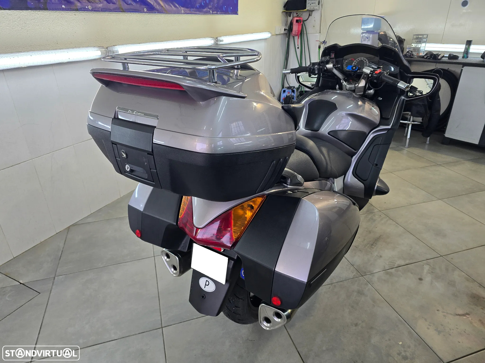 Honda Pan European ABS - 8