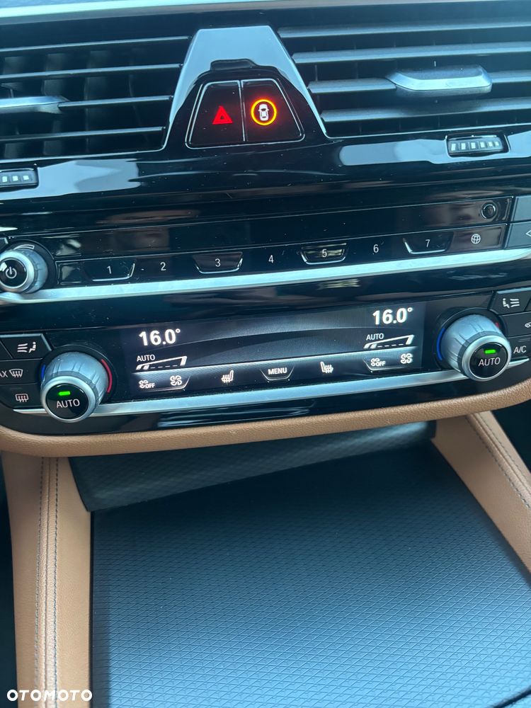 BMW Seria 5 540d xDrive M Sport Edition - 18