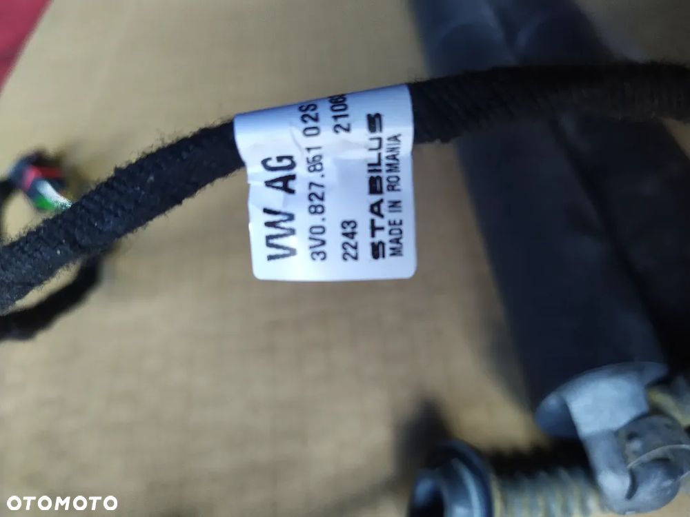 Siłowniki elektryczne klapy tył skoda superb 3 sedan - 1