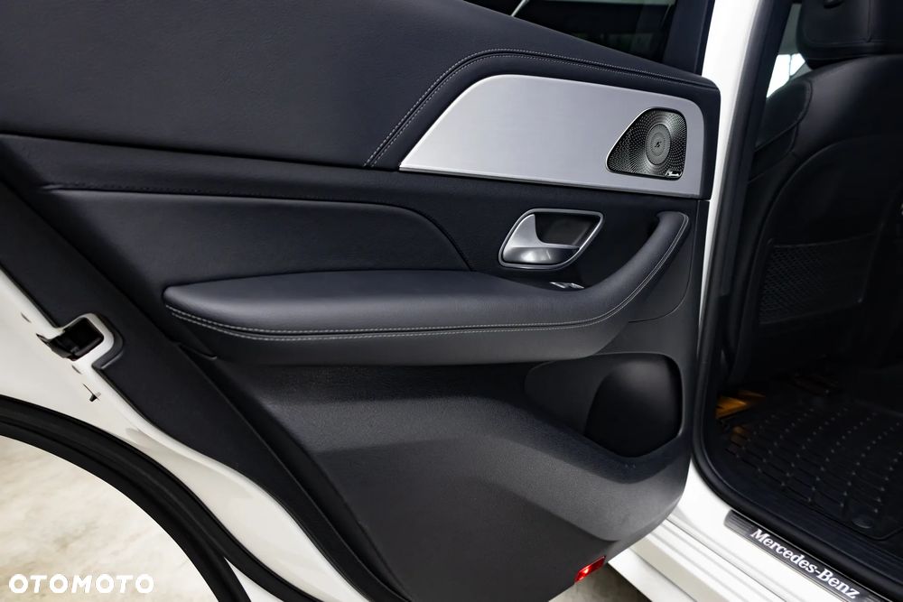 Mercedes-Benz GLE 300 d 4Matic 9G-TRONIC AMG Line - 34