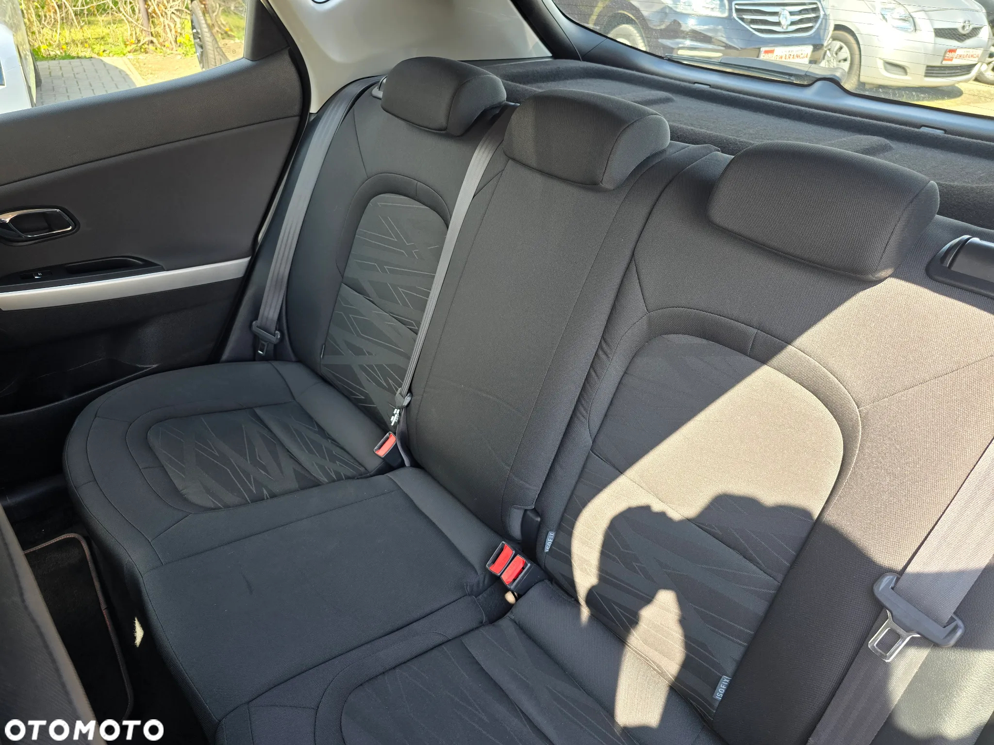 Kia Ceed - 13