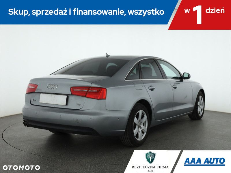 Audi A6 - 6