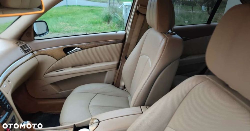 Mercedes-Benz Klasa E - 7