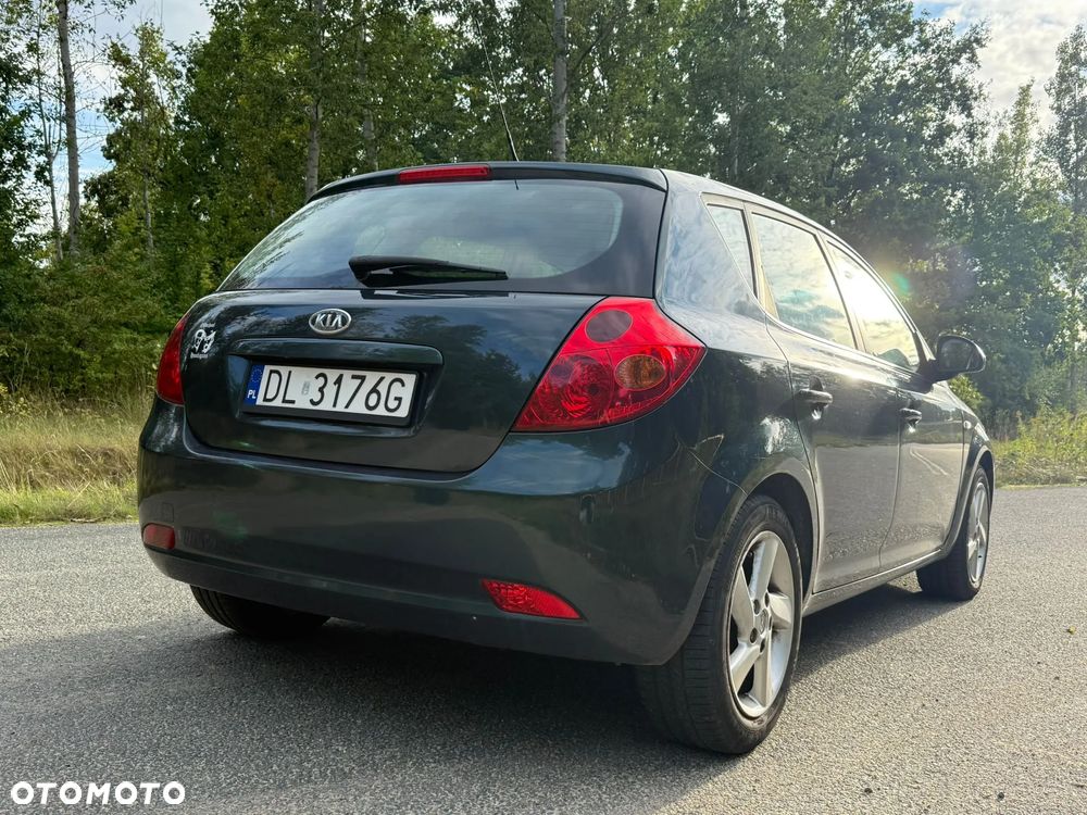 Kia Ceed Cee'd 1.6 Comfort - 5